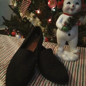 Old Navy wool fiber loafer style